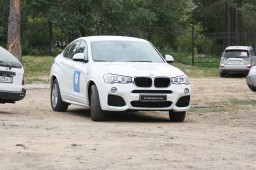 Внедорожник BMW X4 Туяны Дашидоржиевой прибыл в Читу