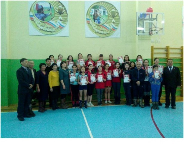 В день юбилея Дома спорта села Таптанай проведен турнир по волейболу 1