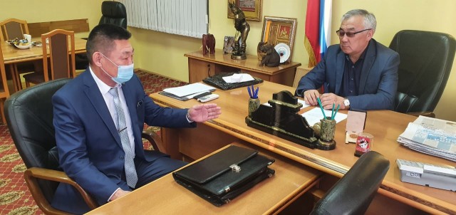 Сенатор Баир Жамсуев провел личный прием