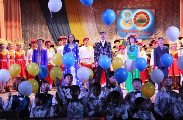 Гран-при окружного конкурса детского творчества завоевали школьники Могойтуйского района 19