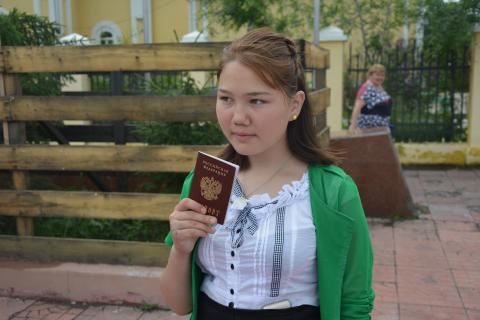 Юные агинчане получили паспорта в День России 5
