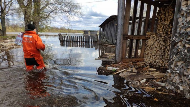 В Агинском открыли пункты сбора помощи для пострадавших от наводнения районам Забайкалья