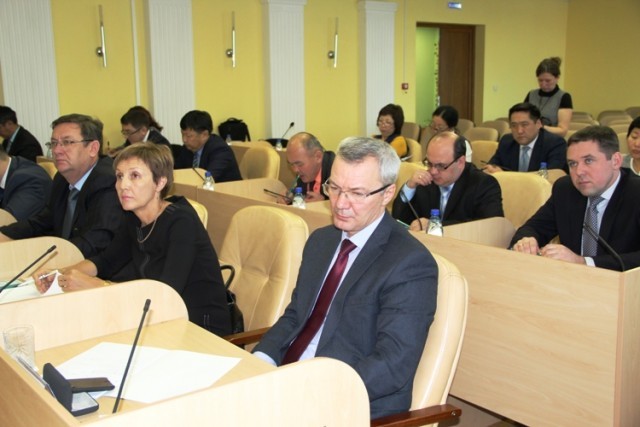 Губернатор Наталья Жданова провела совещание в Агинском округе по исполнению поручений 3