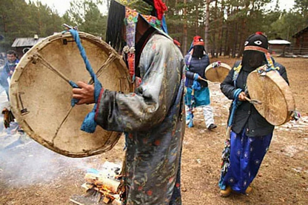 Почему шаманизм не станет в России официальной религией