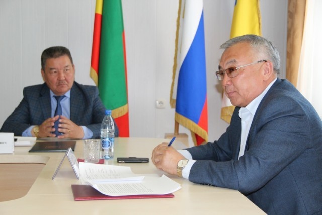 Баир Жамсуев провел совещание в Агинском с участием руководства Пограничного управления ФСБ России 2