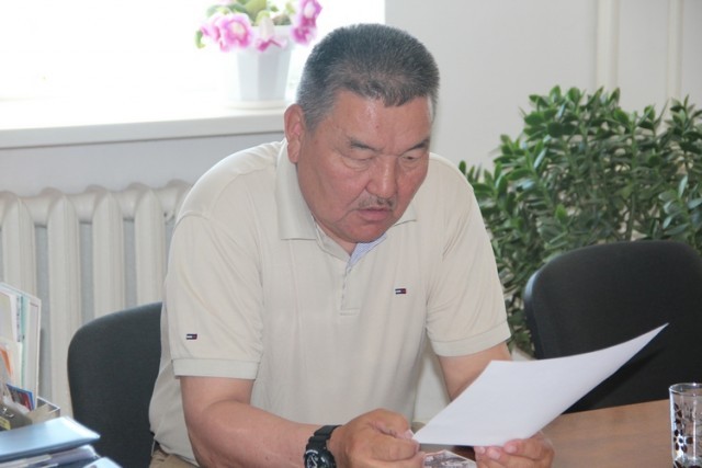 Бато Доржиев посетил племзавод «Родина» 0