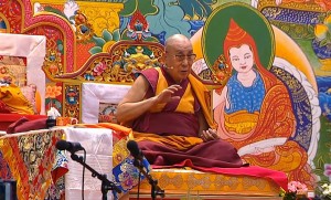 Далай-лама поделился секретом счастья