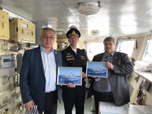 Баир Жамсуев посетил порт Тартус и авиабазу Хмеймим в Сирии 1
