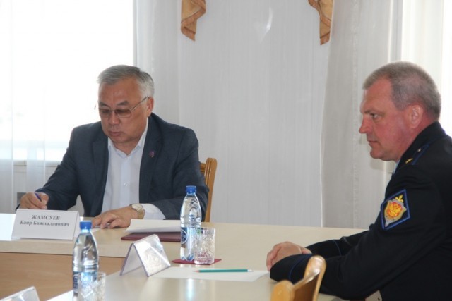 Баир Жамсуев провел совещание в Агинском с участием руководства Пограничного управления ФСБ России