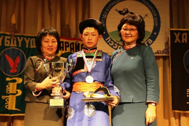 Абсолютным чемпионом краевого турнира «Һээр шаалга» на призы газеты «Толон» стал 13-летний школьник