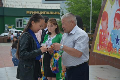 Юные агинчане получили паспорта в День России