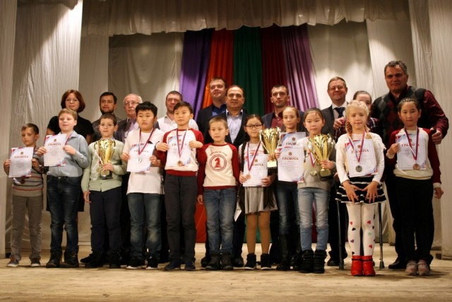 Агинская школьница представит Сибирский федеральный округ на Первенстве России по шахматам 0