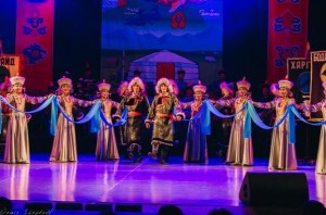 «Амар сайн» открыл очередной театральный сезон
