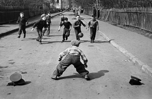 Во что играли советские мальчишки в Аге