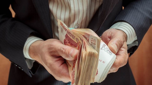 Средняя зарплата в Забайкалье за июль увеличилась на 14,5% до 37,8 т. р.