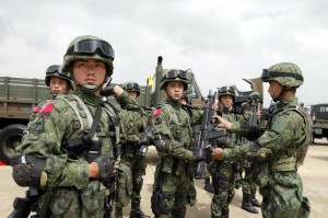 3,2 тыс. китайских военных прибыли на полигон Цугол за опытом реальной войны