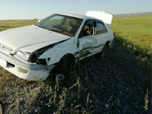 Пьяный водитель TOYOTA VOXY врезался в TOYOTA CORONA PREMIO в Могойтуйском районе
