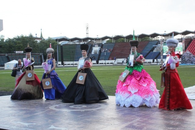 Красавицы из Агинского округа стали лауреатами конкурса «Дангина» на Алтаргане  0