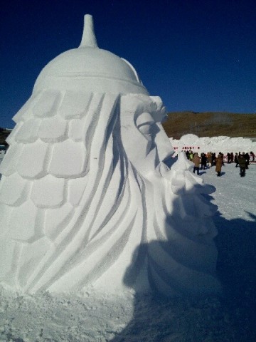 Художники Бурятии заняли третье место на Международном турнире по снежной скульптуре в Китае 1