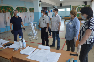 27 и 28 июня сенатор Баир Жамсуев совершил рабочие поездки в районы Агинского округа