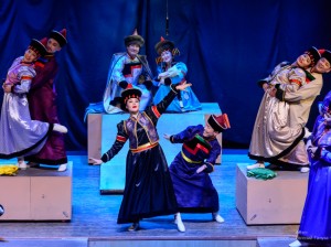 Национальный театр «Амар сайн» отметит свой день рождения праздничными концертами