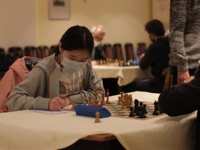 Юная шахматистка из АБО стала абсолютной чемпионкой международного турнира в Белграде