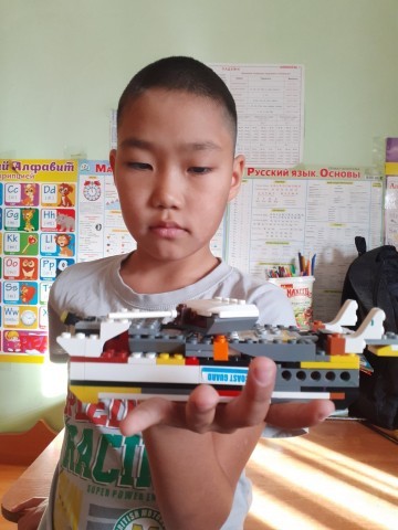 Любимых героев, дома и машины строили школьники Дульдургинского района из Лего 2